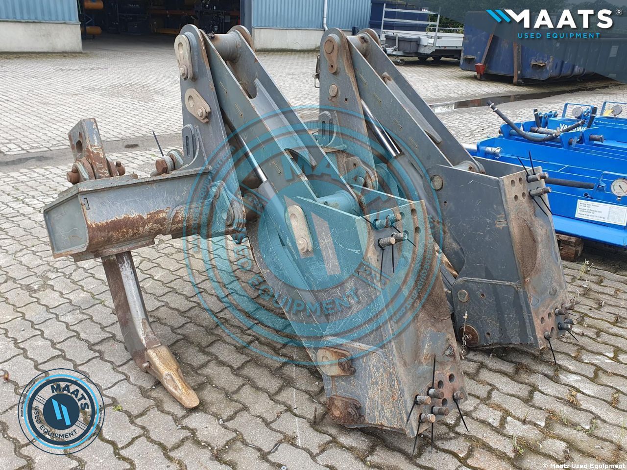 Liebherr Multi shank ripper for sale at Maats Used Equipment